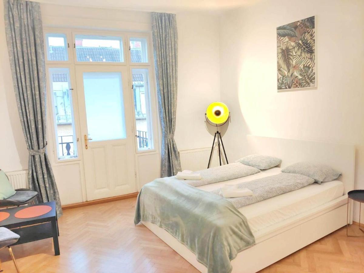 Central Mariahilfer Apartment 4 Min To The City Shopping Center And Schoenbrunn Palace Vienna Exterior photo